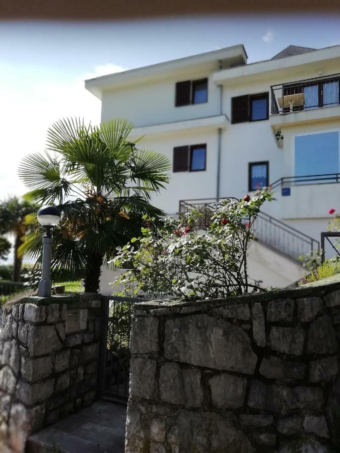 Villa Kubo Lovran Exteriör bild